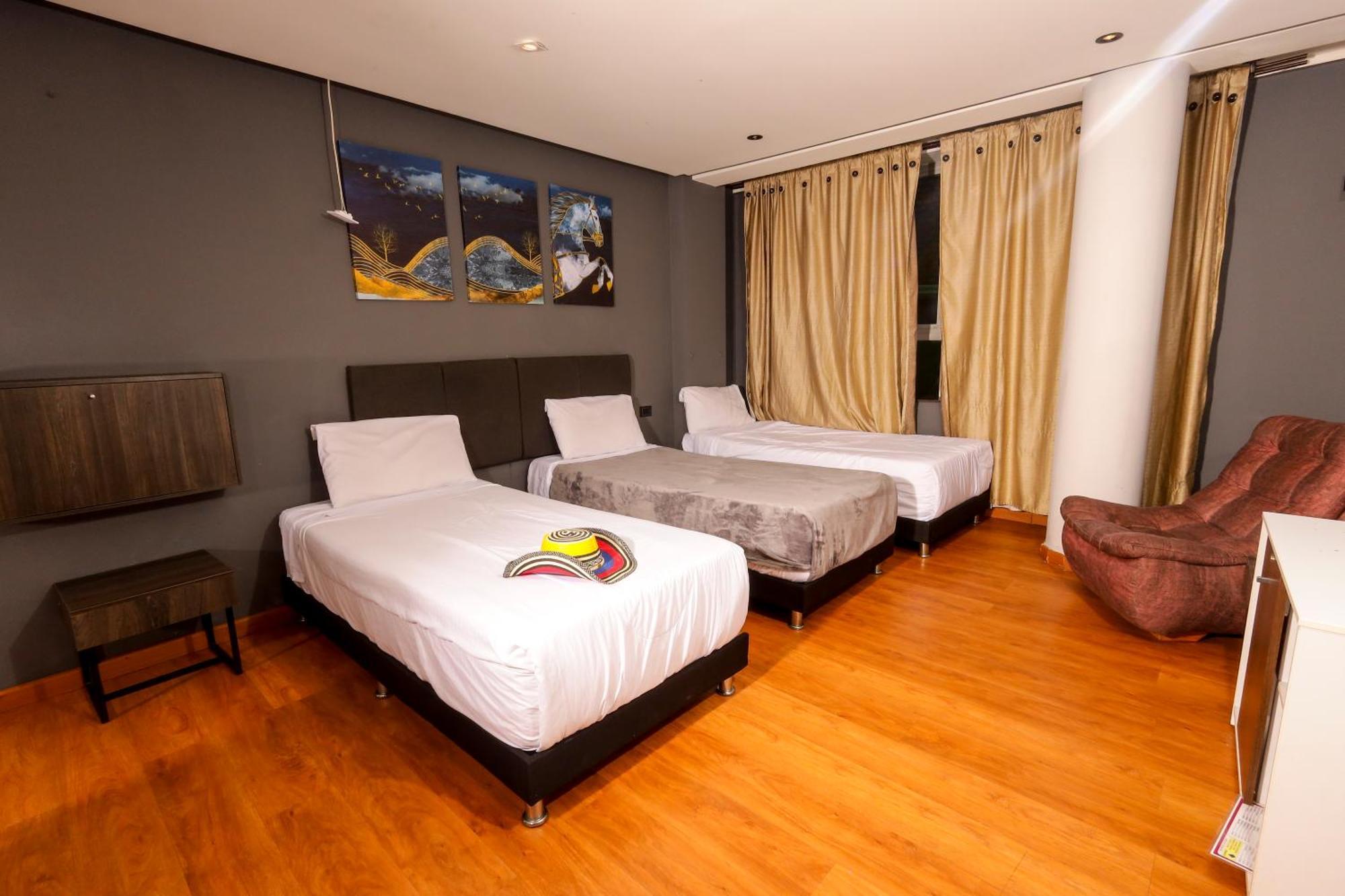 בוגוטה Hotel Htl מראה חיצוני תמונה