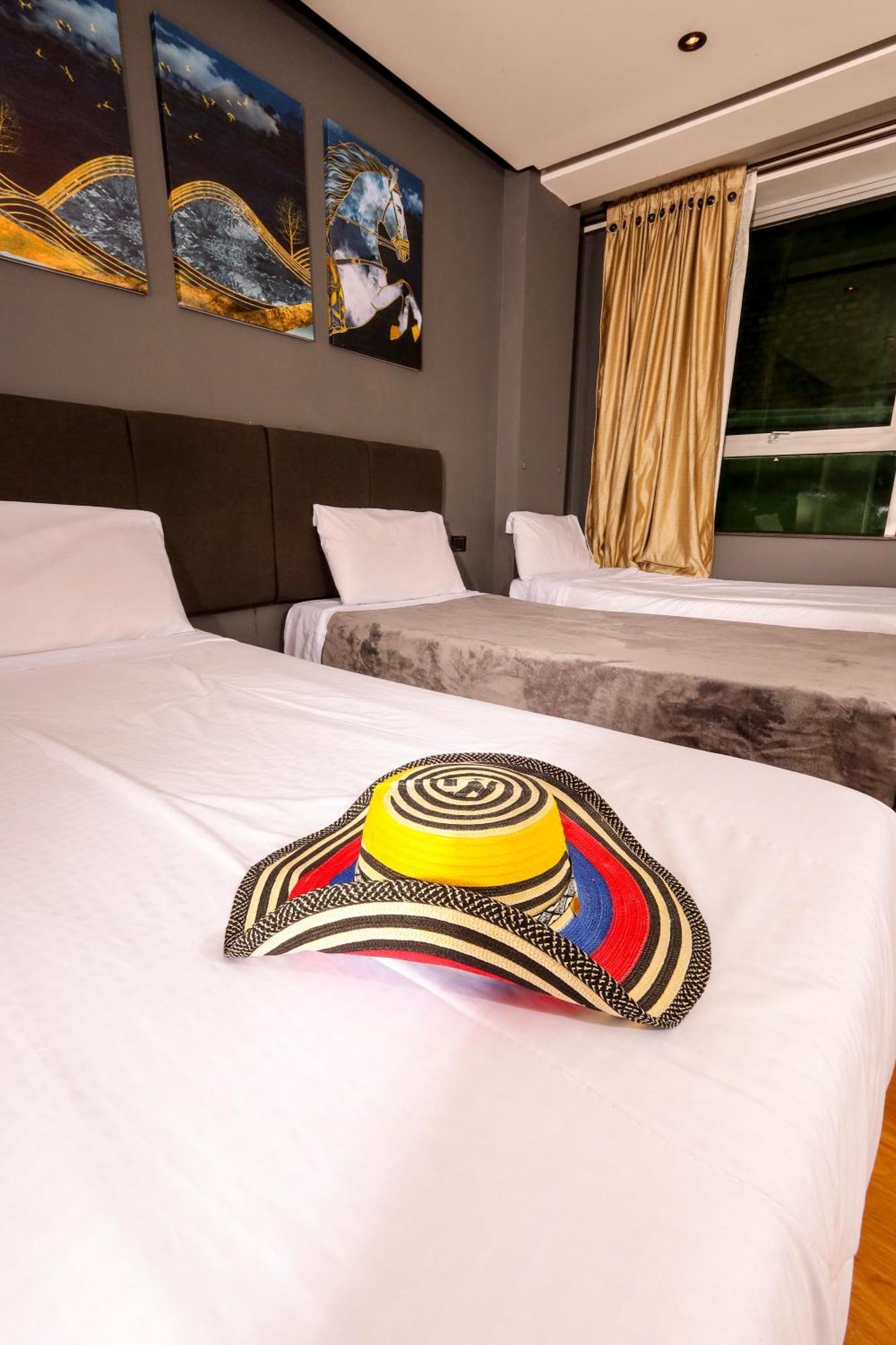 בוגוטה Hotel Htl מראה חיצוני תמונה